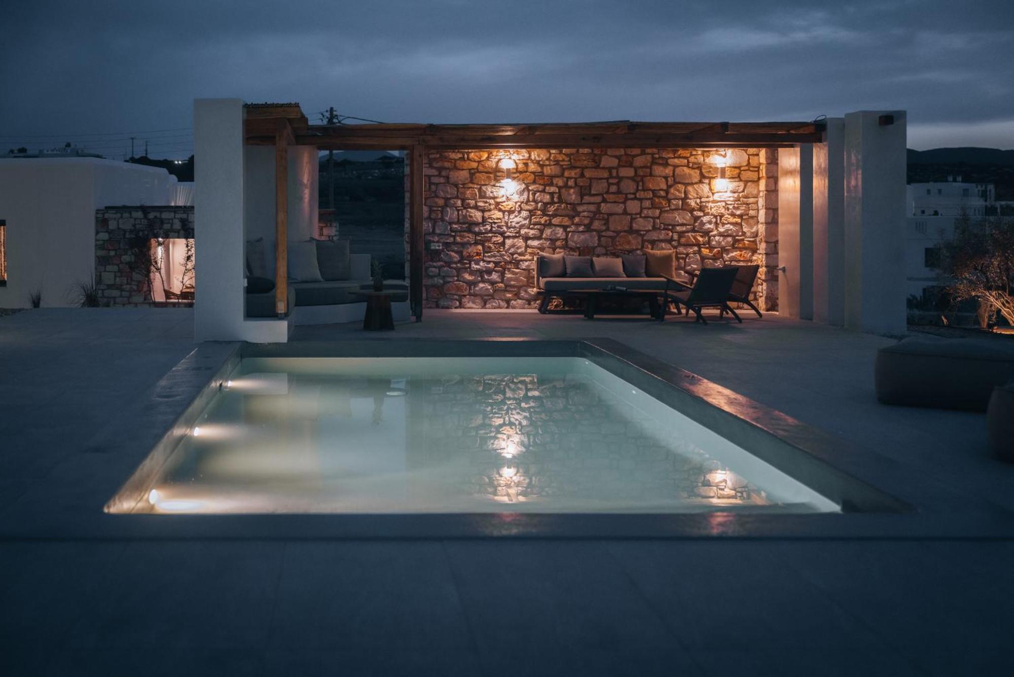 Kosmitis Suites & Villas Náousa Værelse billede