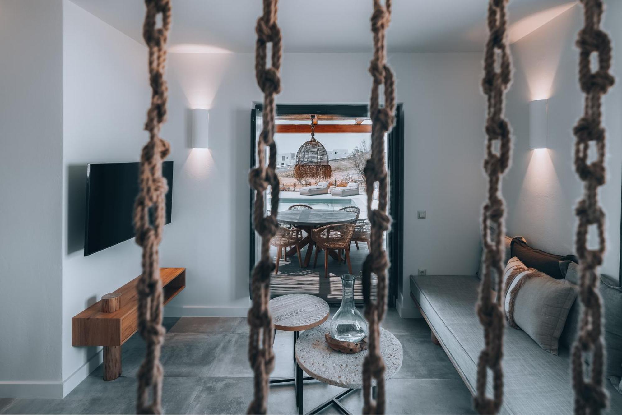 Kosmitis Suites & Villas Náousa Værelse billede
