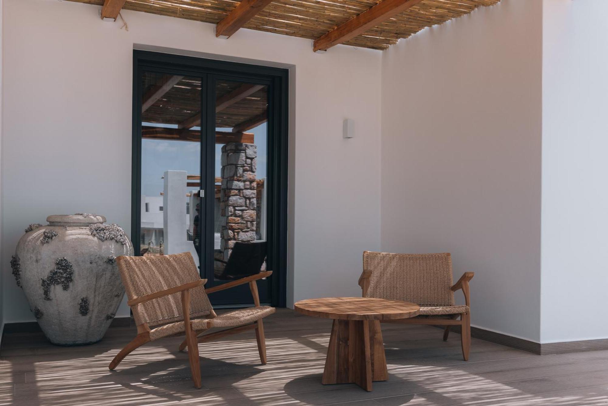 Kosmitis Suites & Villas Náousa Eksteriør billede